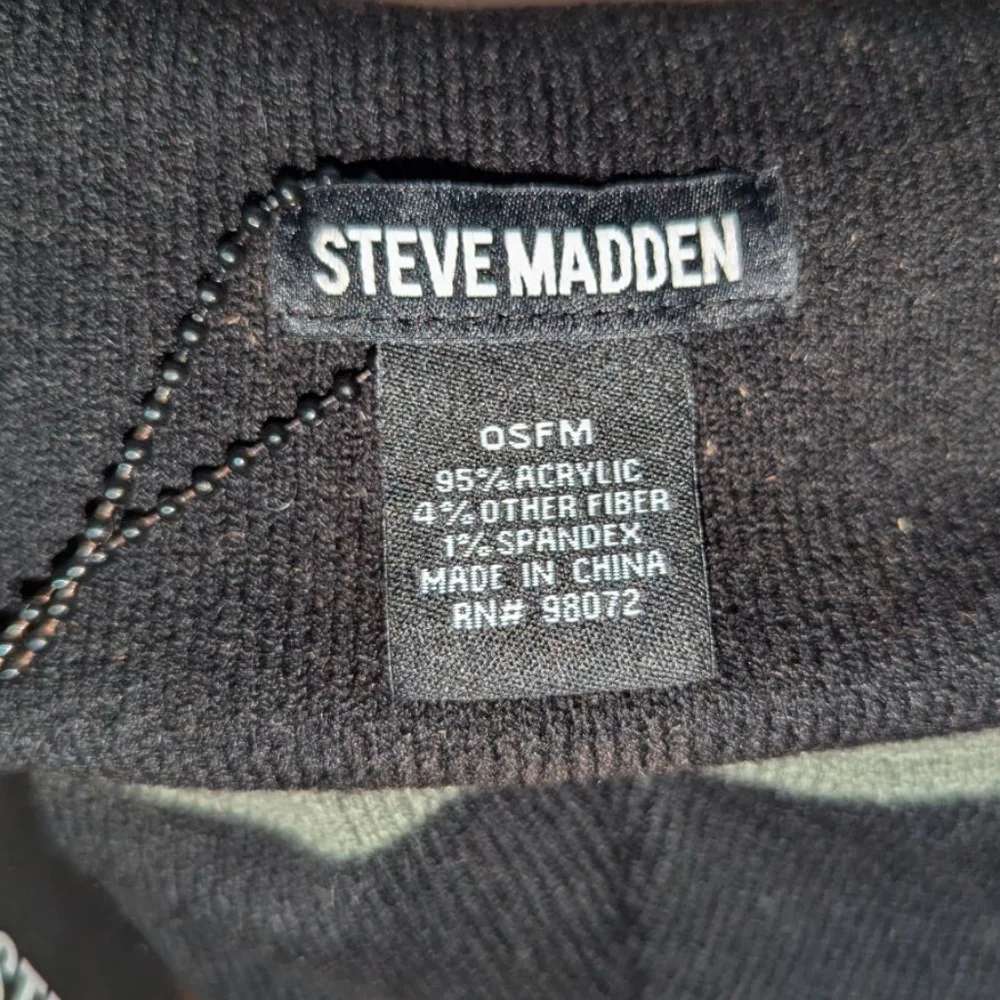 Steve Madden Camo Beanie